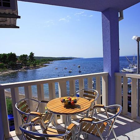 Aparthotel Marina Gromela Mirce 部屋 写真