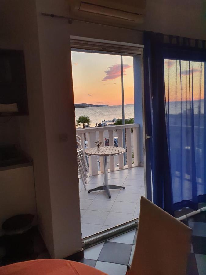 Aparthotel Marina Gromela Mirce エクステリア 写真