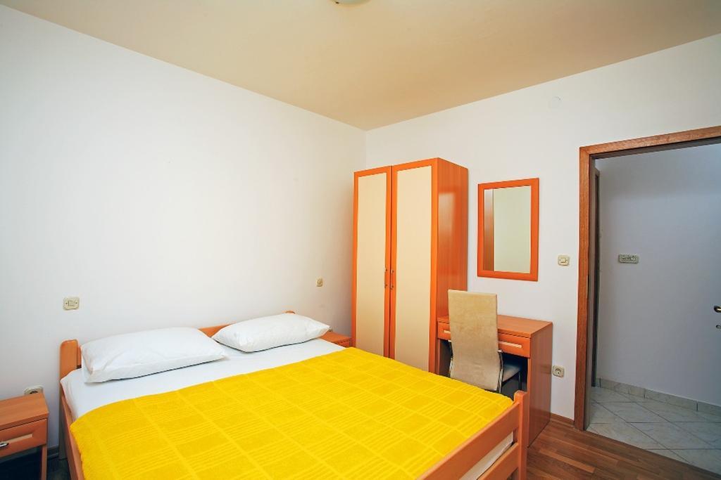 Aparthotel Marina Gromela Mirce 部屋 写真