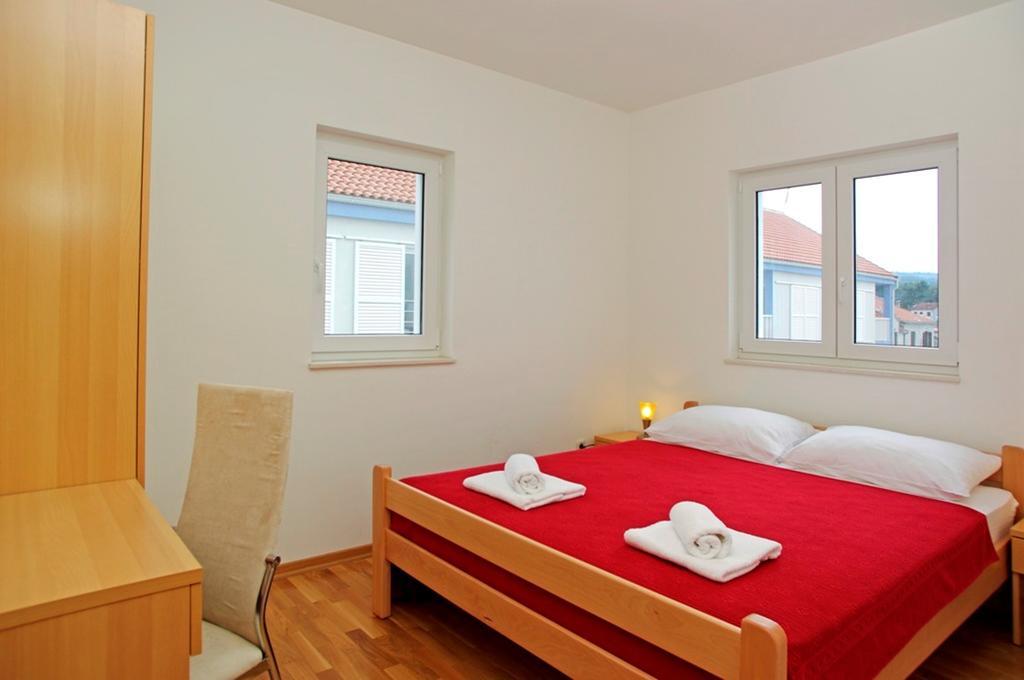 Aparthotel Marina Gromela Mirce 部屋 写真