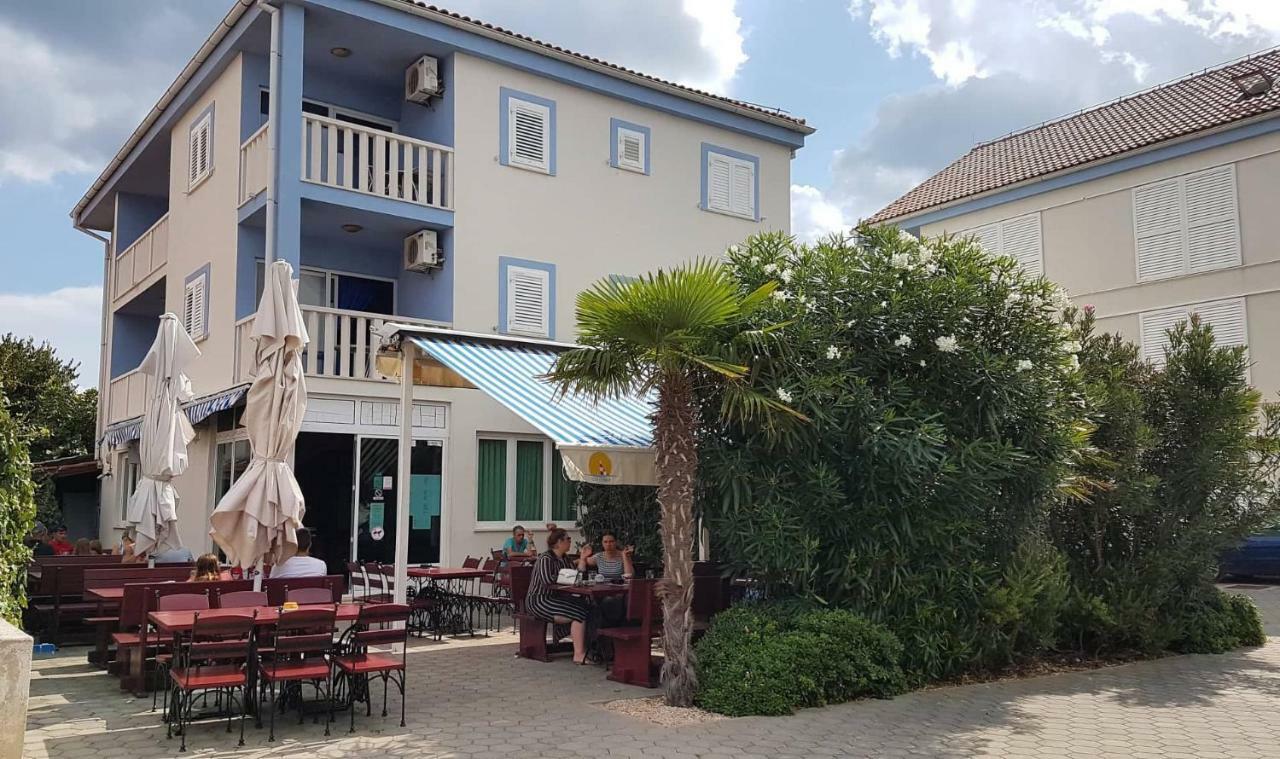 Aparthotel Marina Gromela Mirce エクステリア 写真