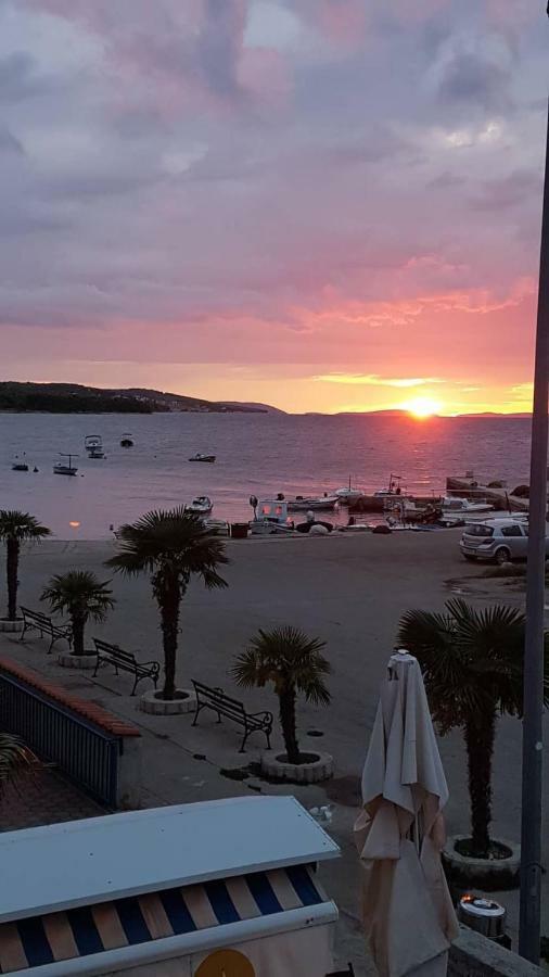 Aparthotel Marina Gromela Mirce エクステリア 写真