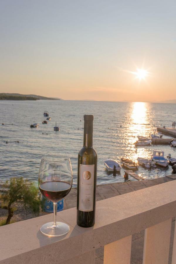 Aparthotel Marina Gromela Mirce エクステリア 写真